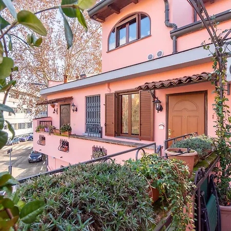 I-host - Unique Two-level In Appartement Milaan